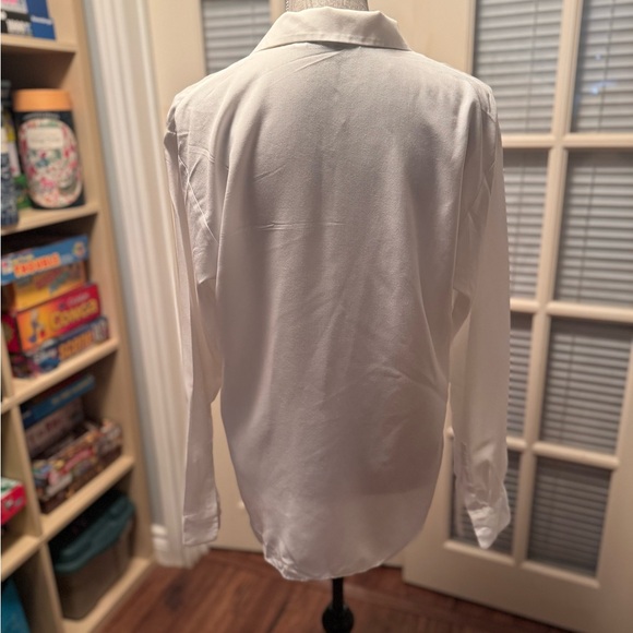 Uniqlo Rayon Blouse - Picture 7 of 7